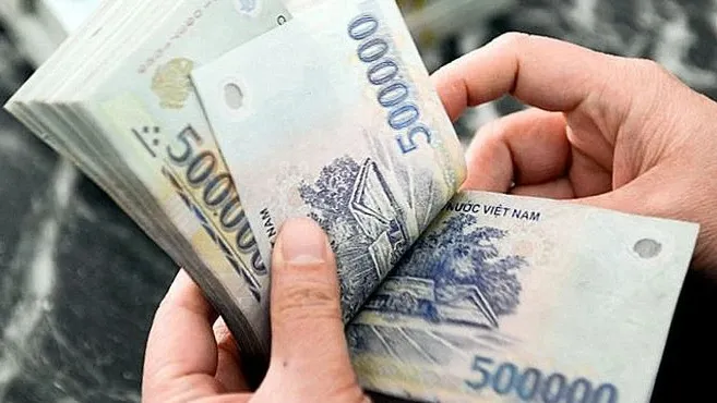 VOH - Hội đồng tiền lương quốc gia vừa chính thức khuyến nghị với Chính phủ xem xét điều chỉnh tăng lương tối thiểu vùng năm 2024 từ ngày 1/7.