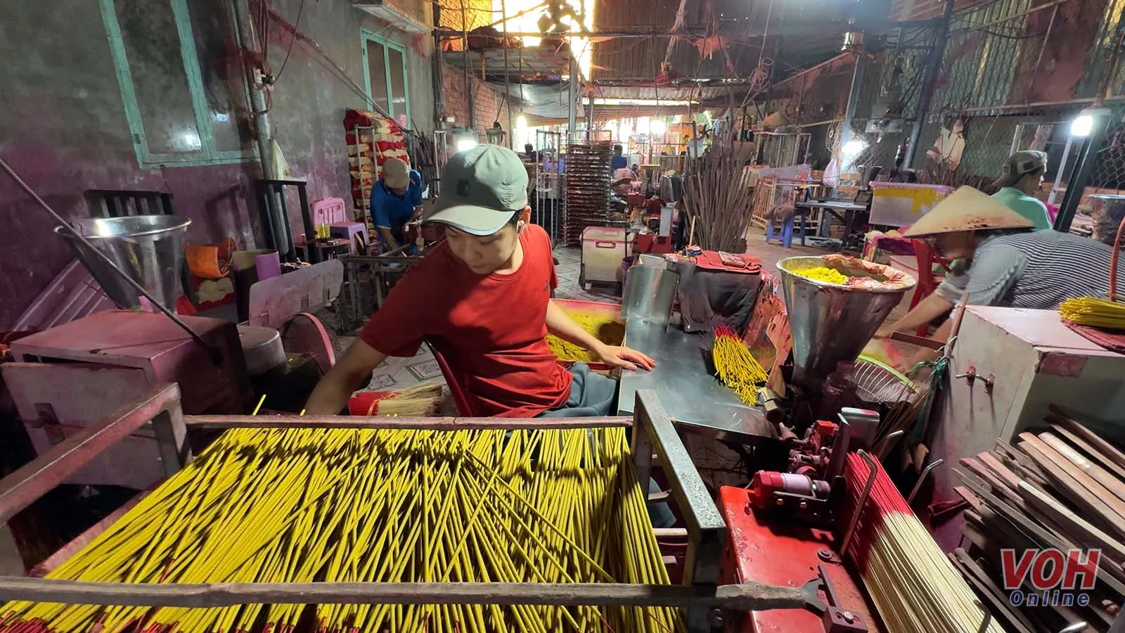 Làng nghề làm nhang gần trăm tuổi ở TPHCM tất bật cho vụ Tết 3