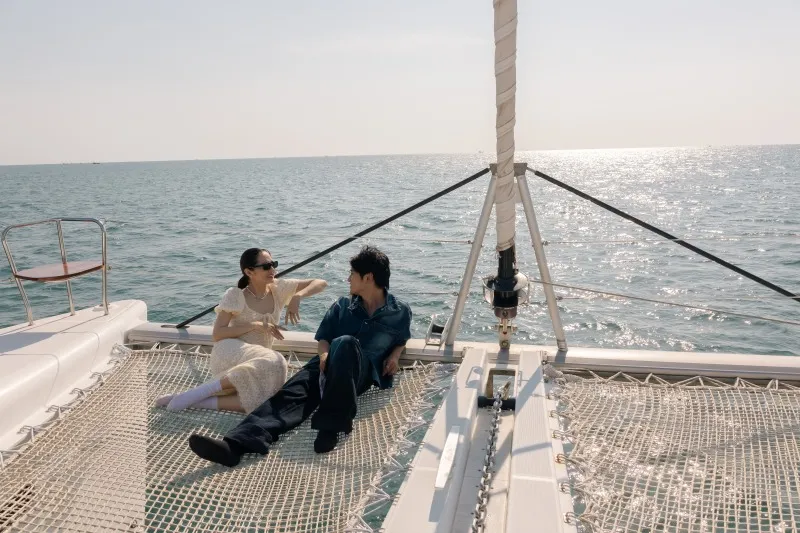 Bảo Anh và Cheng bất ngờ công khai bên cạnh nhau ngày lễ tình nhân 2