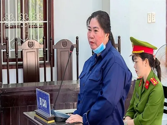 Nguyên Phó chánh án lãnh 4 năm tù vì nhận hối lộ 1