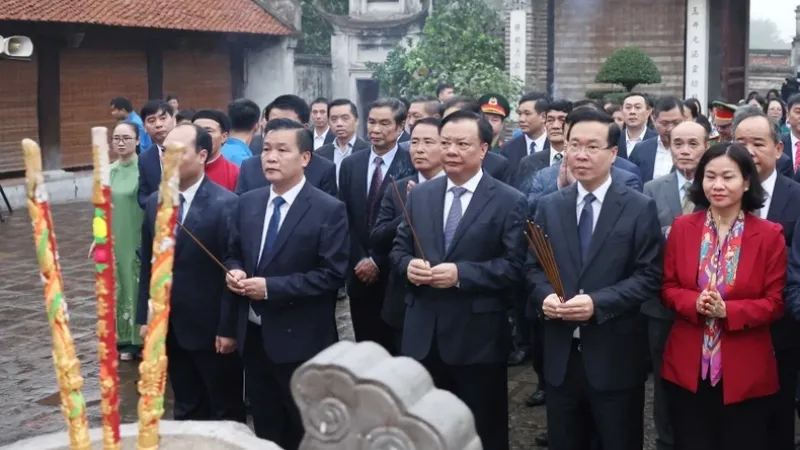 Chủ tịch nước dâng hương tưởng niệm Đức vua An Dương Vương 1