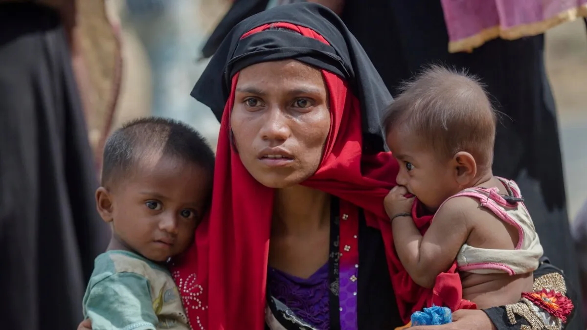 Người Rohingya tại biên giới Myanmar – Bangladesh. Ảnh: VOA