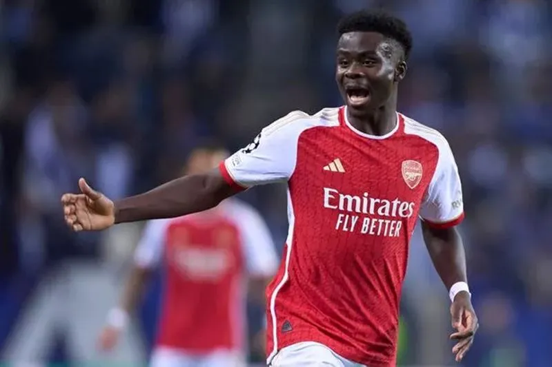 Bukayo Saka hoàn toàn mờ nhạt trong trận thua của Arsenal trước Porto - Ảnh: Internet