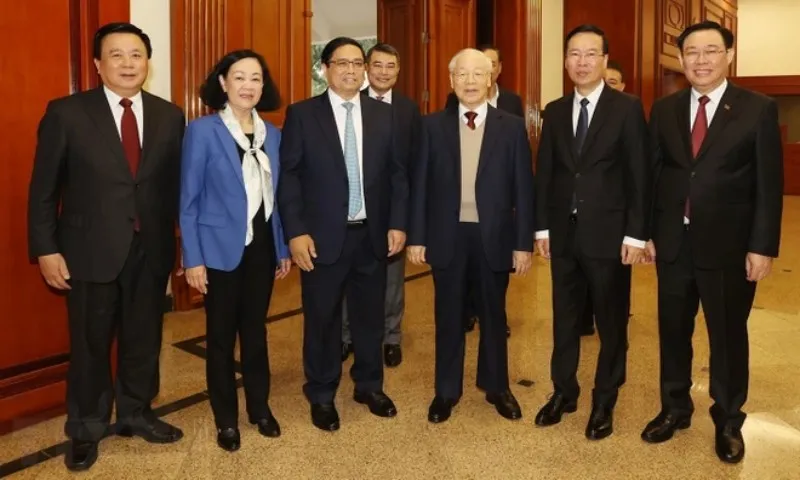 Tổng Bí thư: Báo cáo chính trị phải kết tinh tầm cao trí tuệ, niềm tin, khát vọng của cả dân tộc 2