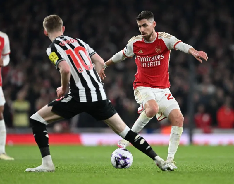 108 lần chạm bóng, 24 đường chuyền vào 1/3 cuối sân: "Đạo diễn" Arsenal bóp nghẹt Newcastle làm Havertz thán phục 1