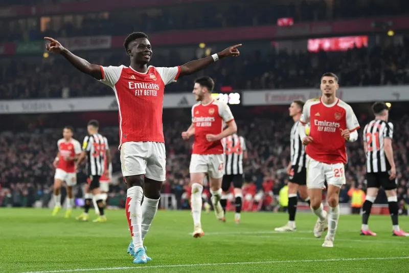 Pháo nổ rền vang, Arsenal "nuốt chửng" Newcastle tại Emirates 5