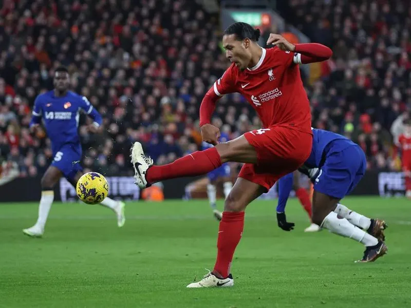 Van Dijk từng khiến hàng công Chelsea gặp nhiều khó khăn - Ảnh: Internet