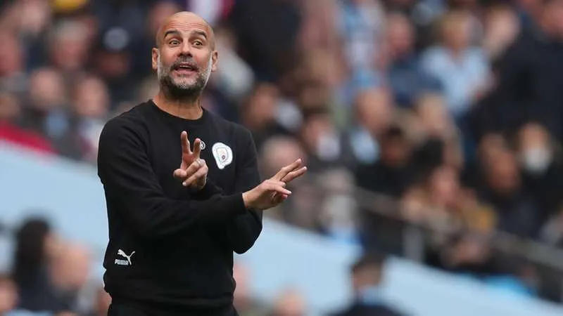 Pep được khuyên không nên cố gắng giành lấy Carabao Cup - Ảnh: Internet