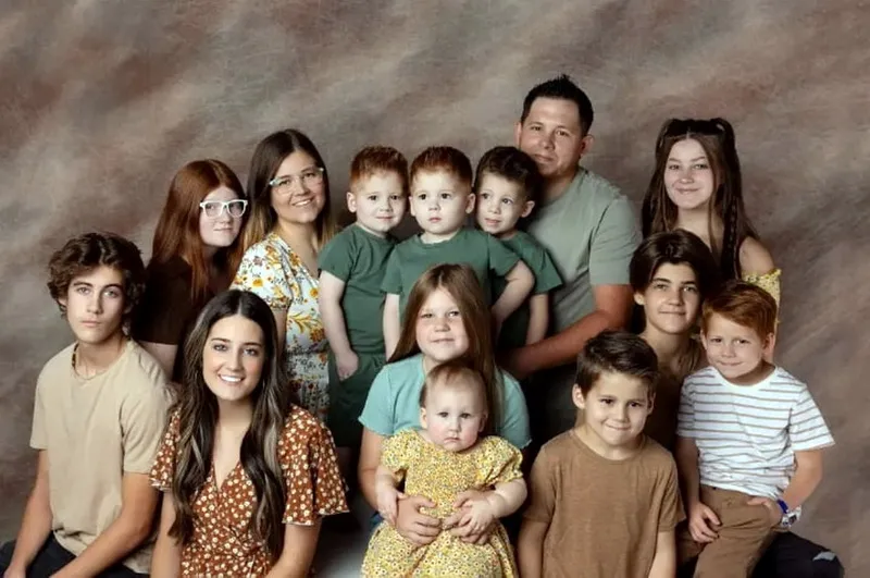 Mỹ: Bà mẹ 35 tuổi có đến 12 con 1