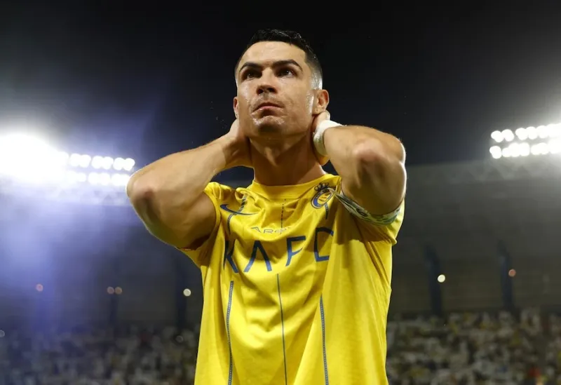 Ronaldo phá vỡ im lặng, điều trần scandal ăn mừng không đúng mực 2