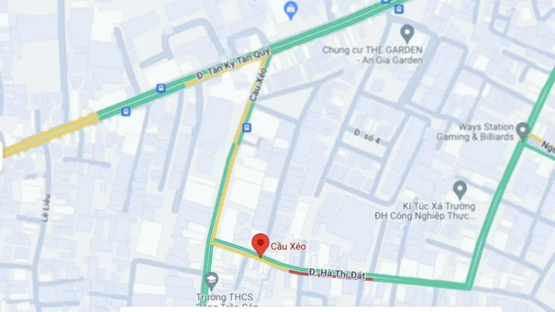 Cấm ô tô qua đường Cầu Xéo, quận Tân Phú 1