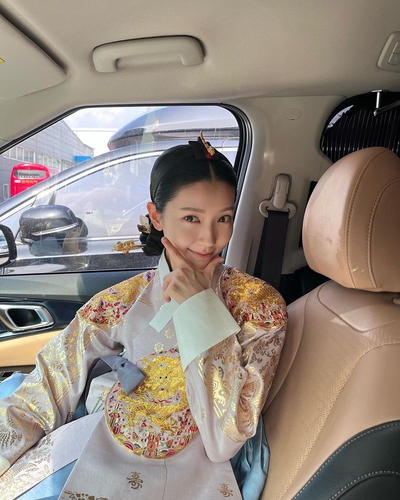 Ha Seo Yoon vai Trung điện