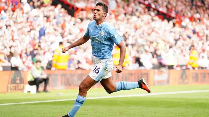 Rodri được CĐV Man City ca ngợi - Ảnh: Internet