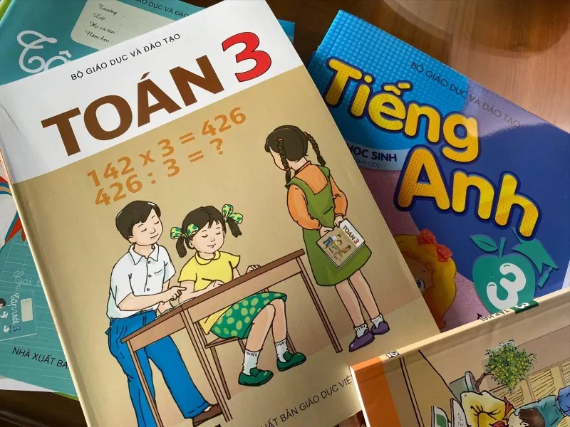 Điểm tin trưa 6/3: Giá sách giáo khoa lớp 1 đến 12 sẽ giảm | Ứng phó với tình trạng tai nạn tăng trên quốc lộ, cao tốc 2