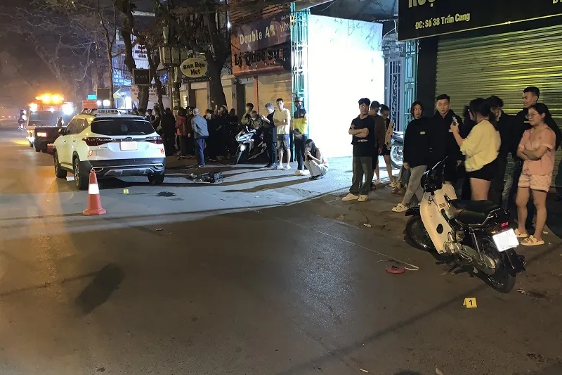 Nữ tài xế va chạm giao thông tại phố Trần Cung bị phạt 40 triệu đồng 1