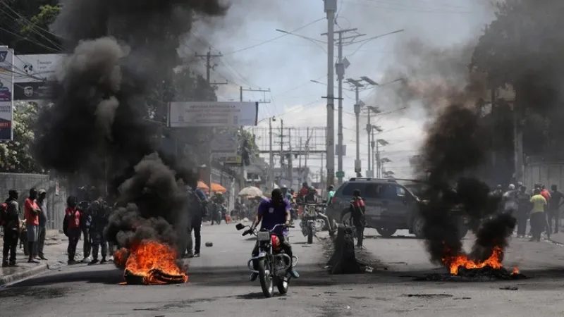 Mỹ sơ tán nhân viên sứ quán khỏi Haiti 1