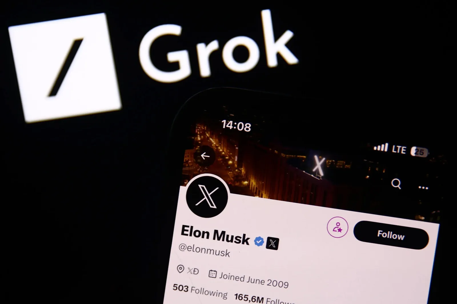 Elon Musk chuẩn bị ra mắt Grok, đối thủ của ChatGPT 1