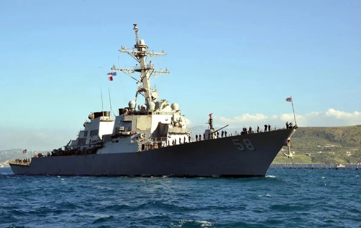 Tàu khu trục USS Laboon (DDG 58) của Mỹ. (Ảnh: AFP/TTXVN)