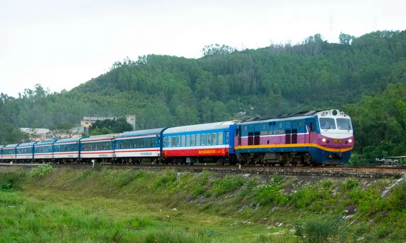 Đường sắt Việt Nam áp dụng công nghệ Hàn Quốc trong bảo trì, duy tu đường ray 1