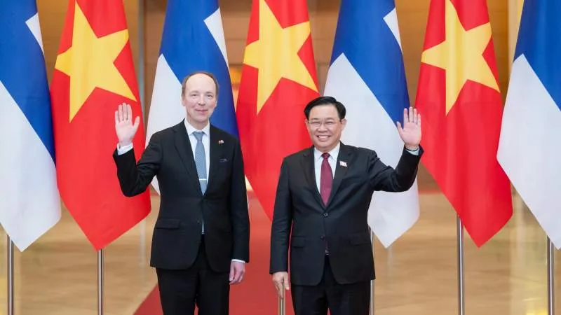 Chủ tịch Quốc hội Vương Đình Huệ đón và hội đàm với Chủ tịch Quốc hội Phần Lan 1