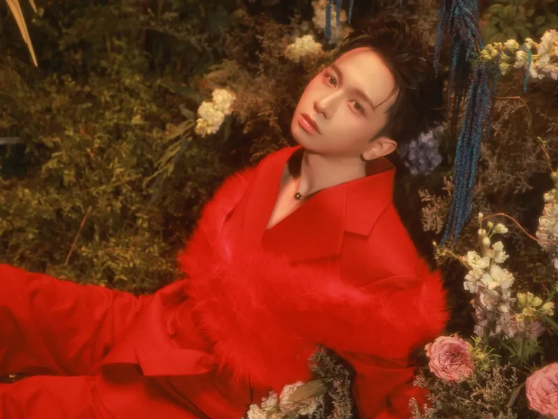 Đỗ Hoàng Dương ra mắt MV Ngược Chiều Yêu, lấy cảm hứng từ ‘cái nắm tay thế kỷ’ của cố tài tử Trương Quốc Vinh 1