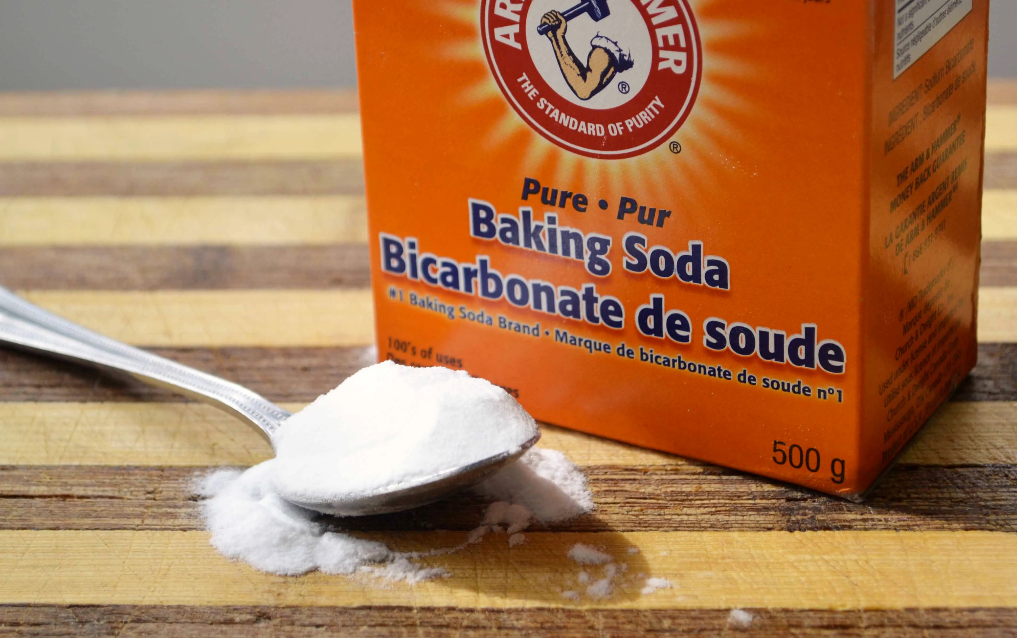 voh-tri-tham-nach-bang-baking-soda-voh.com.vn-7