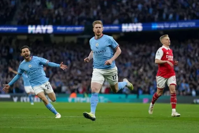 Man City lo lắng chờ tình hình của De Bruyne. Ảnh: Internet