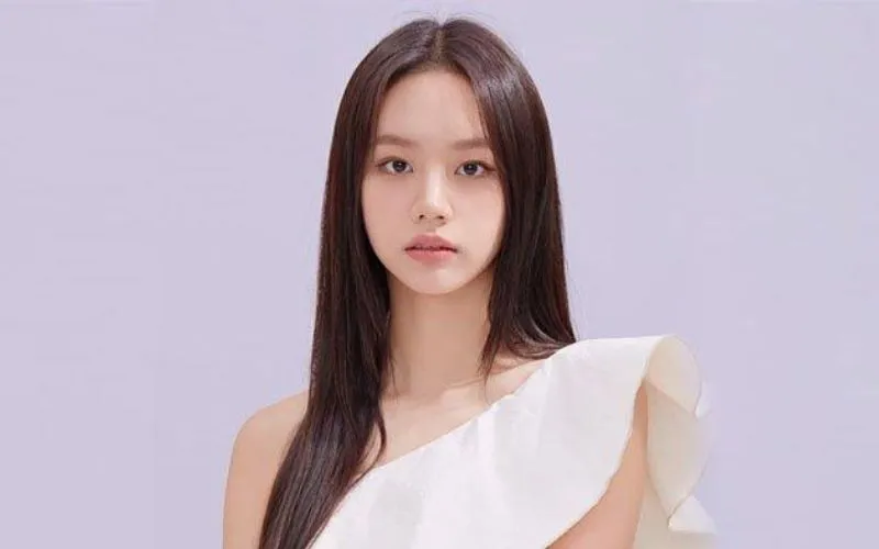 Hyeri lộ diện giữa drama tình ái chấn động Kbiz, thái độ làm việc thế nào mà được khen ngợi_1