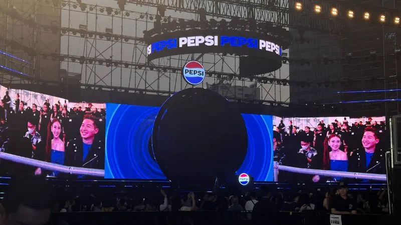 su-kien-dai-nhac-hoi-pepsi-thirsty-for-more-quy-tu-dan-sao-khung-thu-hut-dong-dao-gioi-tre (3)