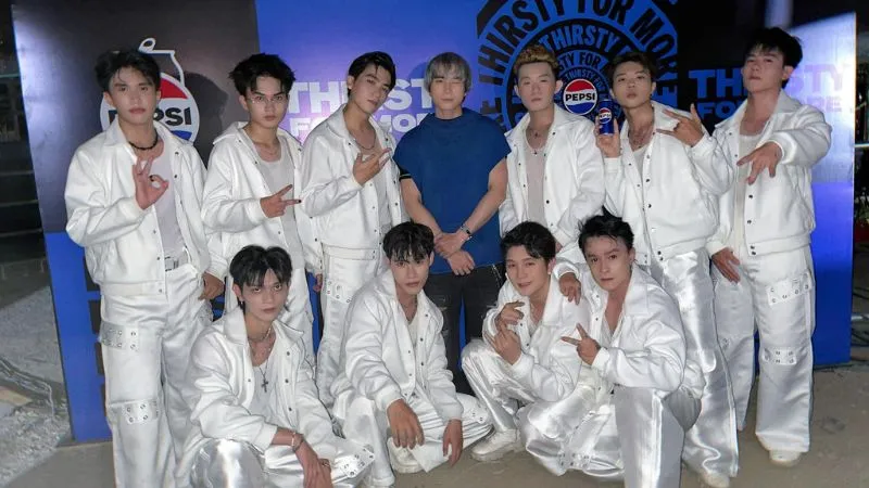 su-kien-dai-nhac-hoi-pepsi-thirsty-for-more-quy-tu-dan-sao-khung-3