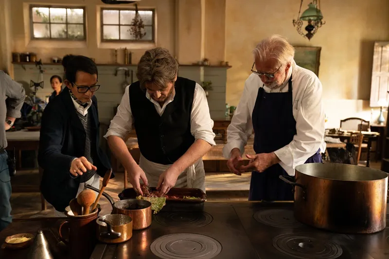 phong van tran anh hung muon vi nhan gian 20240325-180306-009