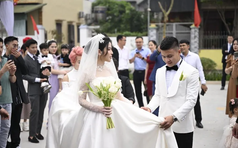 Đám cưới Quang Hải - Thanh Huyền_ Nhan sắc cô dâu gây thương nhớ, chú rể có hành động tinh tế với vợ8