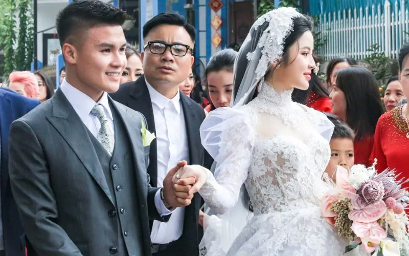 Đám cưới Quang Hải - Thanh Huyền_ Nhan sắc cô dâu gây thương nhớ, chú rể có hành động tinh tế với vợ9
