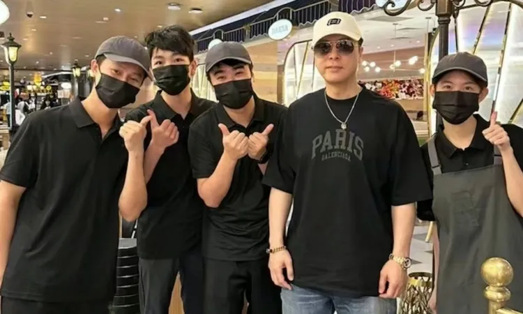 Từ khi tham gia chính trường, Chân Tử Đan phát tướng