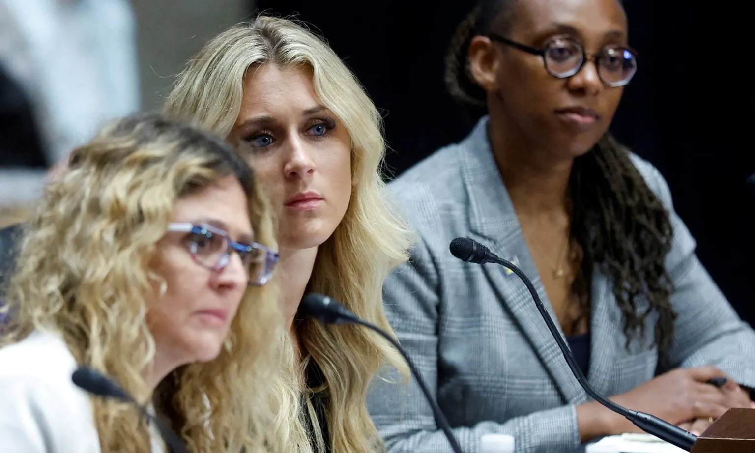 van-dong-vien-dien-kinh-090424