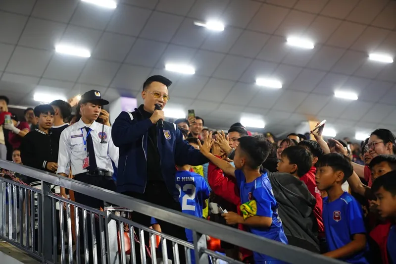 hoang bach ra mat mv tu hao bac ninh20240411-173117-005