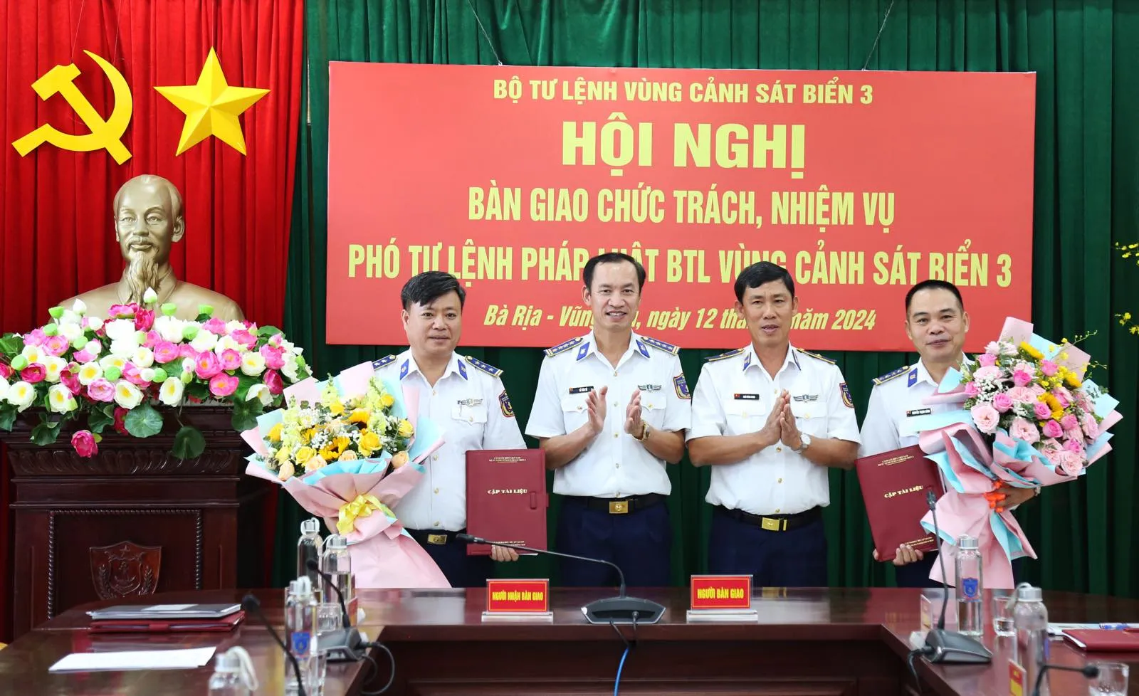 Bổ nhiệm Thượng tá Nguyễn Đức Hiếu chức vụ Phó Tư BTL Vùng Cảnh sát biển 3 - Ảnh Đức Định