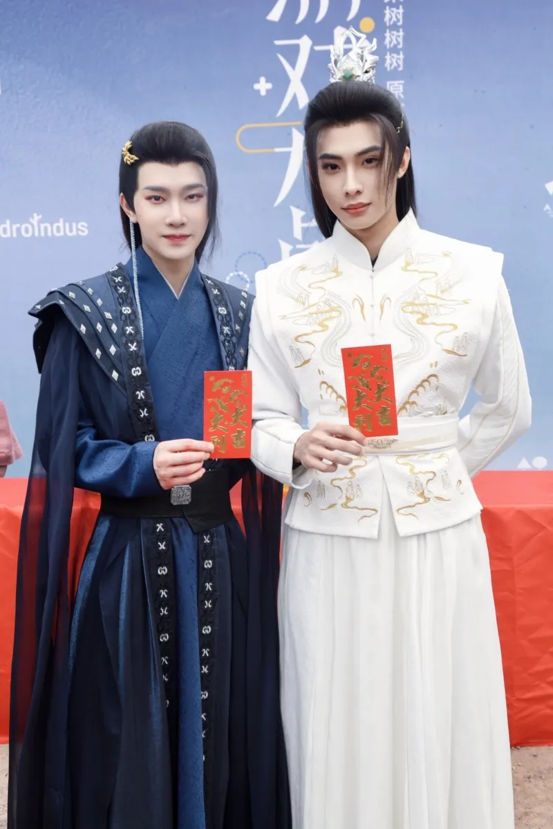 boylove-battle-of-the-writers-gay-sot-vi-giao-dien-trung-quoc-nhung-he-dieu-hanh-thai-lan-btv22720240412-161810-01