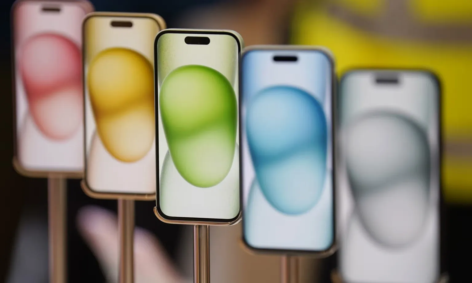 Samsung vượt Apple trở thành công ty dẫn đầu thị phần điện thoại toàn cầu