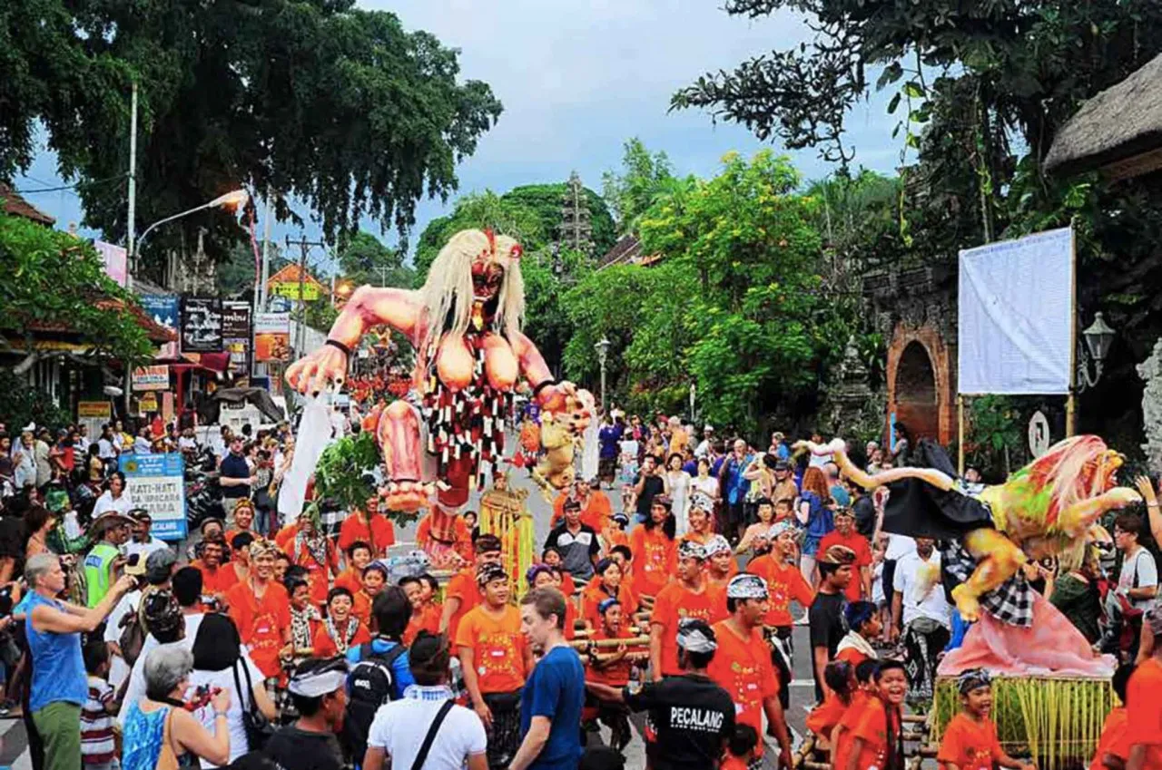 Ngày im lặng - tục lệ đón năm mới của người Hindu trên đảo Bali