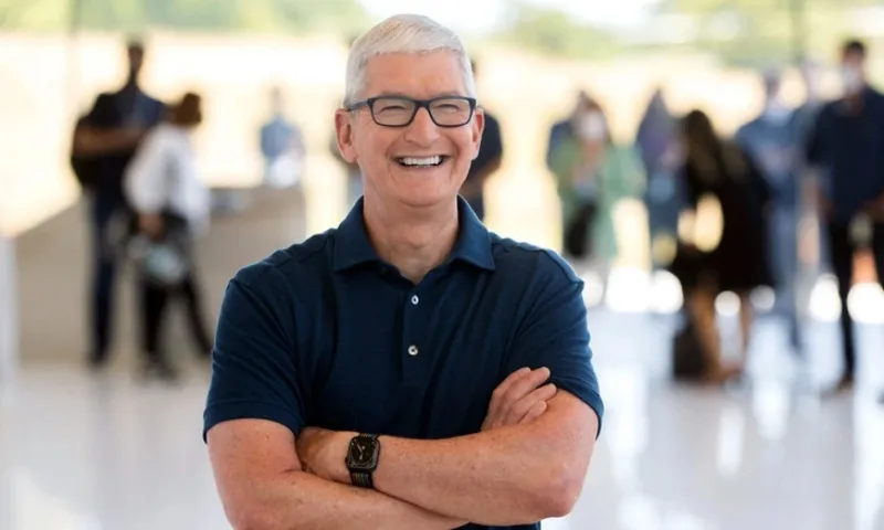 CEO Apple Tim Cook đến Việt Nam