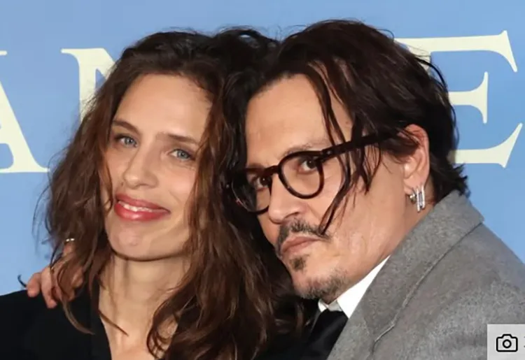 Maïwenn và Johnny Depp tại buổi ra mắt phim ở Anh