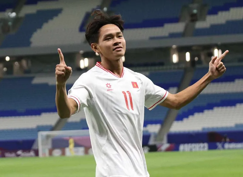 Bùi Vĩ Hào tỏa sáng với cú đúp bàn thắng vào lưới U23 Kuwait - Ảnh: internet