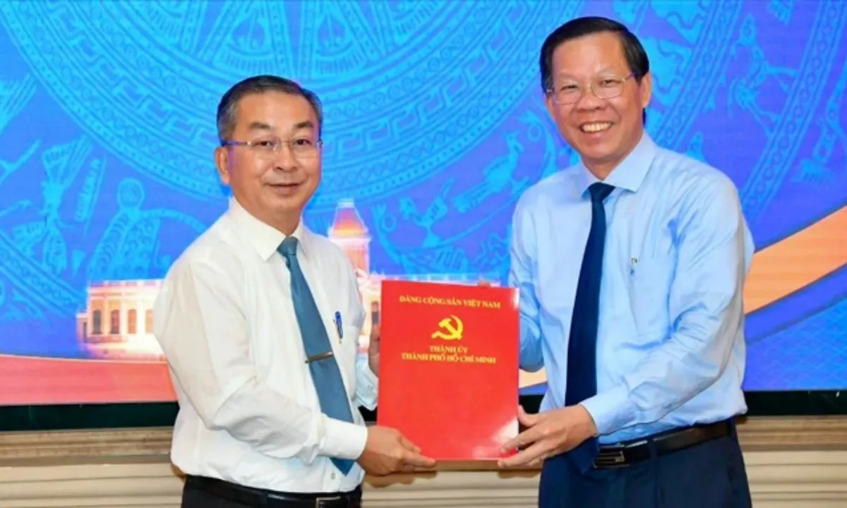 Bí thư quận 8 Võ Ngọc Quốc Thuận làm giám đốc Sở Nội vụ TPHCM