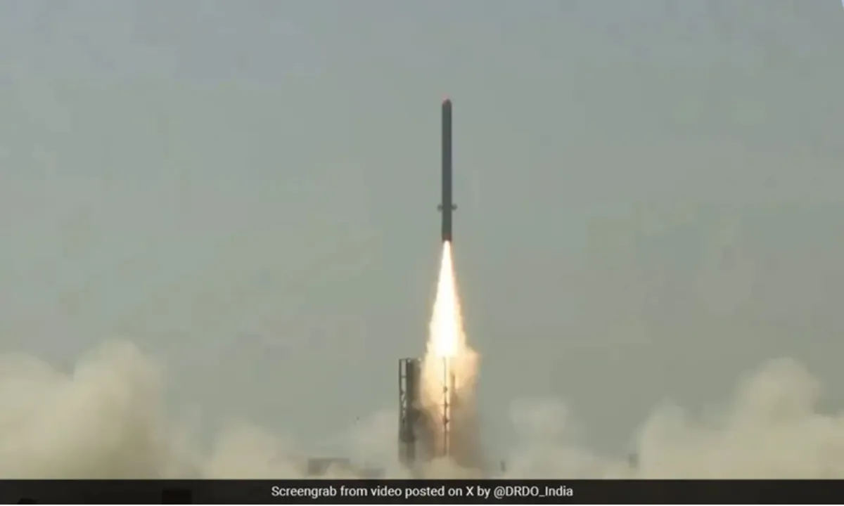 Ấn Độ phóng thử tên lửa hành trình mới công nghệ trong nước
