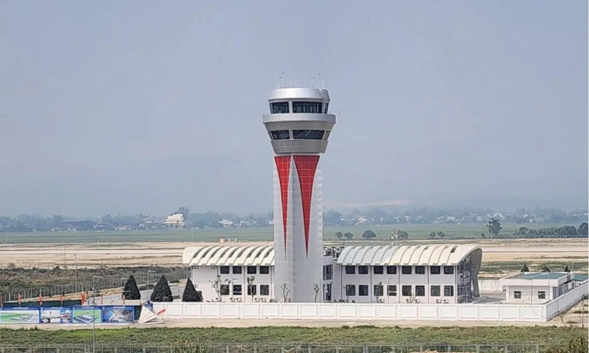 Điện Biên khánh thành đài kiểm soát không lưu mới