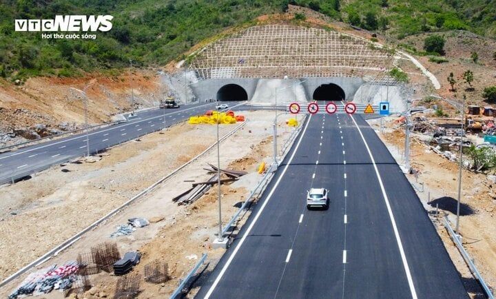 Cao tốc Nha Trang - Cam Lâm thu phí từ 26/4, cao nhất hơn 310.000 đồng mỗi lượt