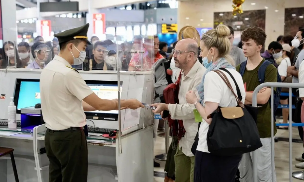 Dịp nghỉ lễ 30/5 và 1/5: Các sân bay chuẩn bị đón hơn 1,5 triệu khách