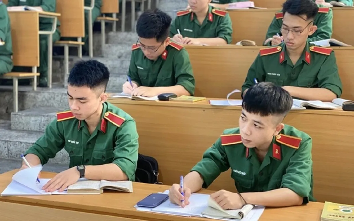 Tuyển sinh 2024: Các trường quân đội tăng 900 chỉ tiêu