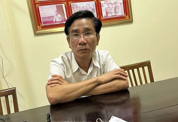 Phạm Văn Bộ tại cơ quan điều tra Công an huyện Bảo Lâm - Ảnh: TTXVN 